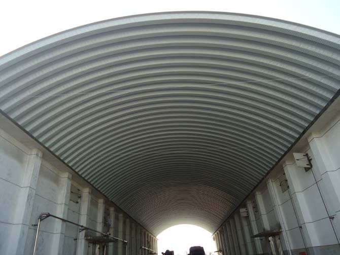 無(wú)梁拱形屋面